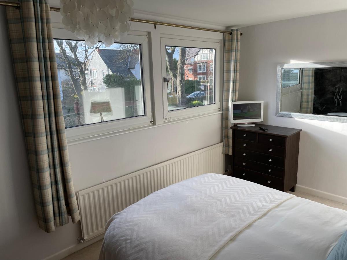 'Sounion' - Fabulous, Spacious Modern House With Large Private Garden In Leafy Lytham Lytham St Annes Buitenkant foto